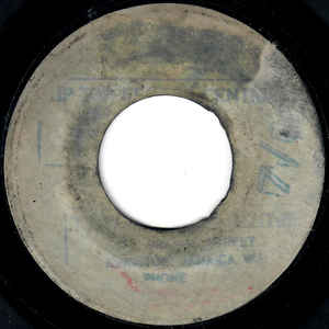 Delroy Wilson / The Soul Rhythms ‎– I'm The One Who Loves You /
